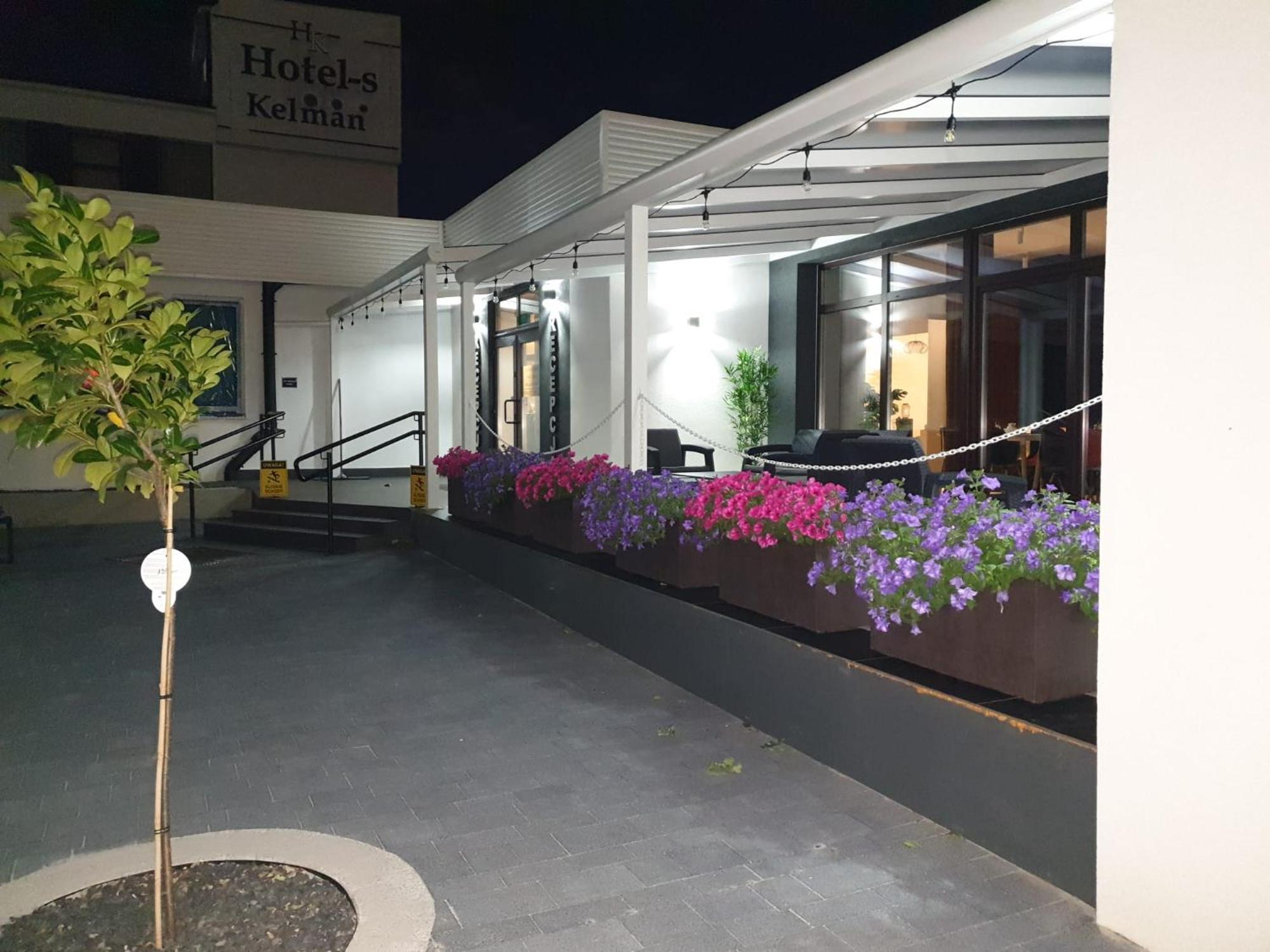 Kelman Inn Global Nowa Sol Exterior foto